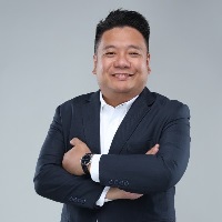 Ralph Menchavez | President and CEO | Movem Electric, Inc. » speaking at Solar & Storage Live PH