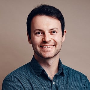 Alex Kendall speaking at MOVE