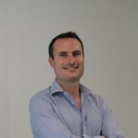 Antonio Vallardi speaking at Solar & Storage Live