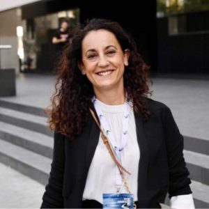 Marta Viñas speaking at Solar & Storage Live España
