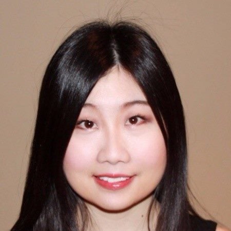Nan Zhang speaking at Advanced Therapies Congress