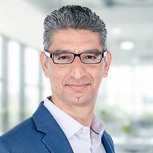 Neville Ichhaporia speaking at Futureof Membory and Storage