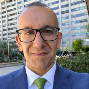 Tomás Fraga Martínez speaking at Solar & Storage Live España