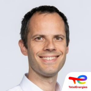 Xavier Degon speaking at Solar & Storage Live Paris
