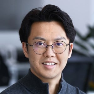 Wen Han speaking at MOVE